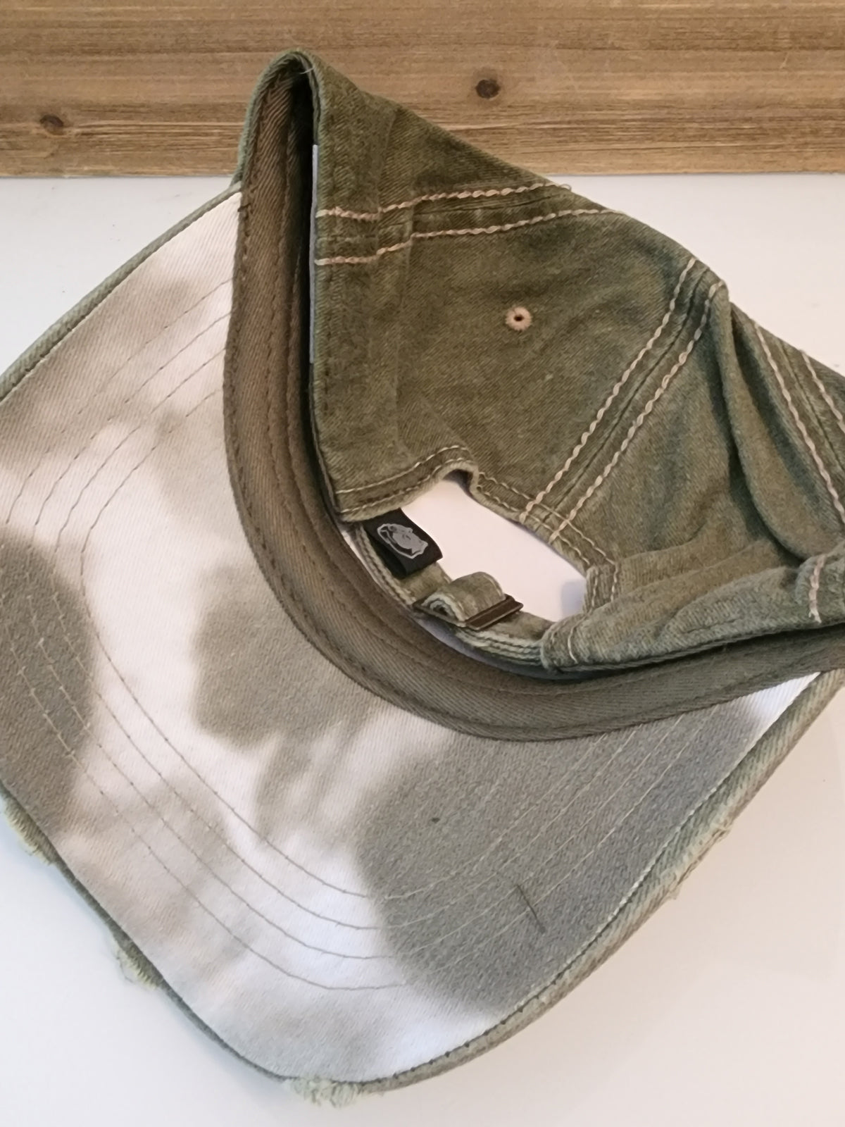 Vintage Hat "Happy Camper"