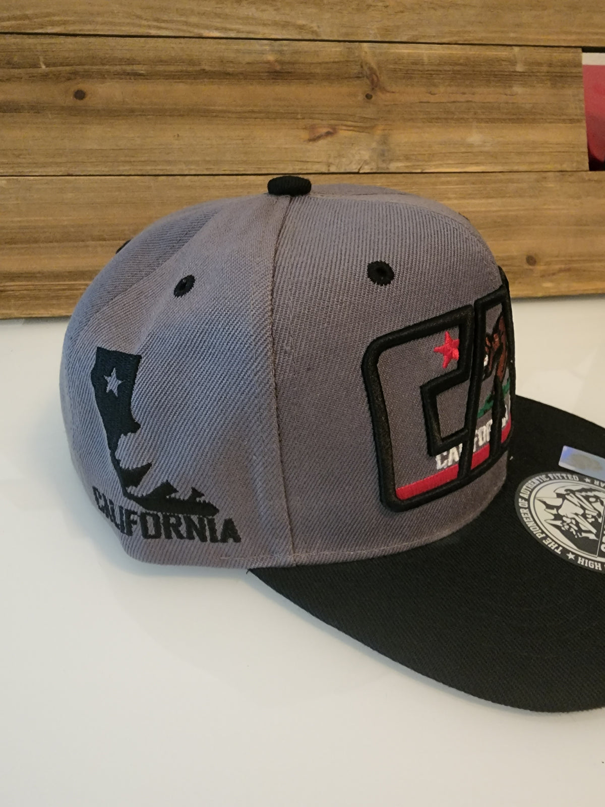 Flat Bill Trucker Hat "CALI"